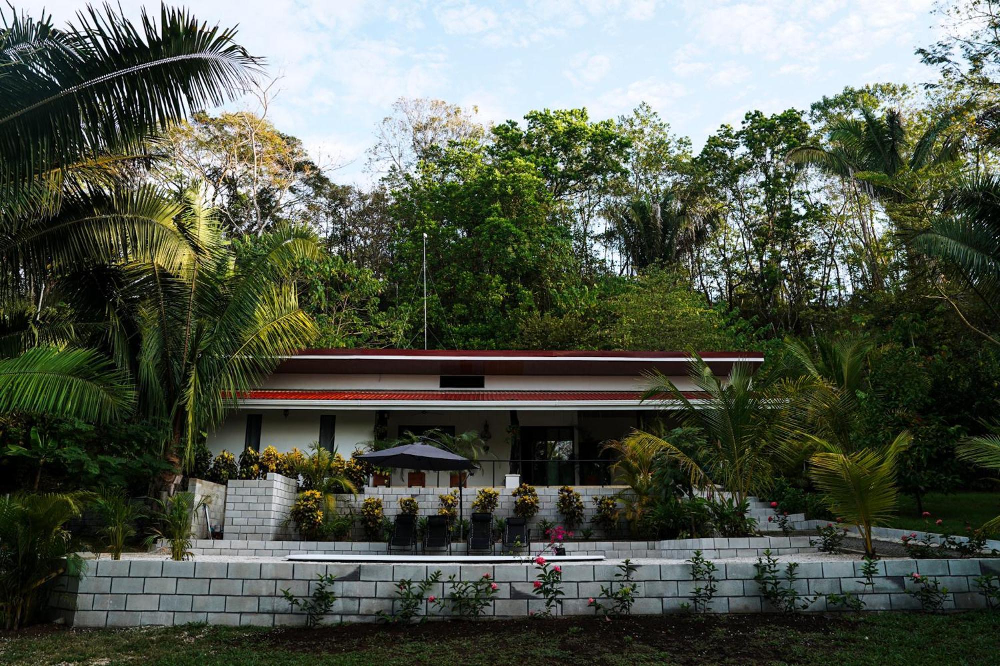 House In The Palm Forest Puerto Carrillo Kültér fotó